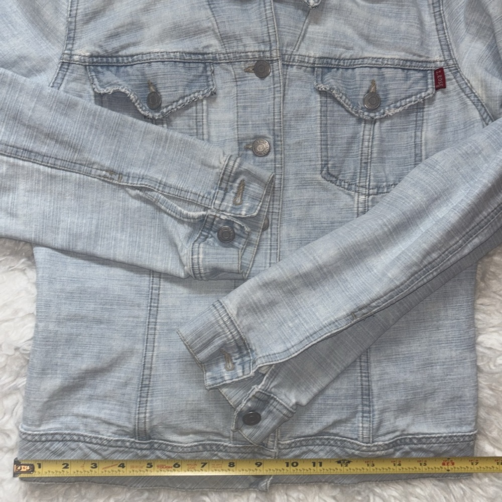Indian Rose🌹 Distressed Jean Jacket - Picture 9 of 16